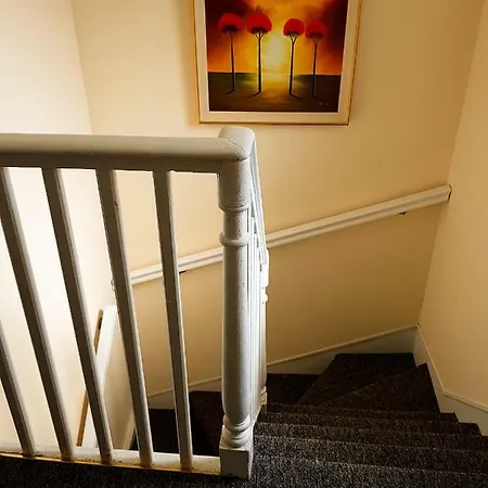 Apartment Townhouse In Centre Of