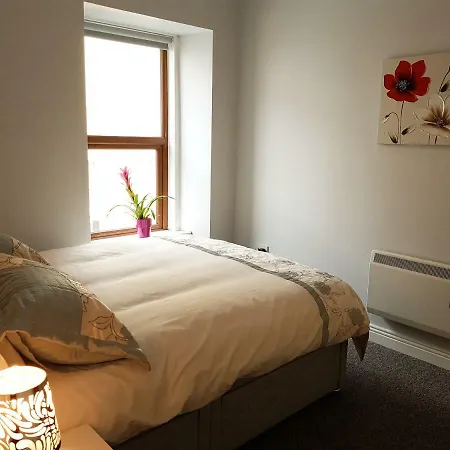 Townhouse In Centre Of Apartmán Cobh