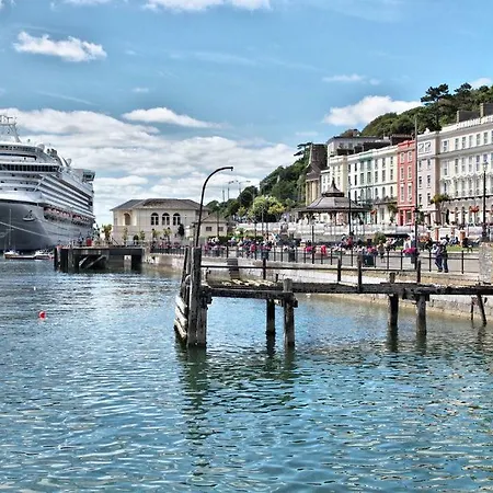 Townhouse In Centre Of Apartment Cobh