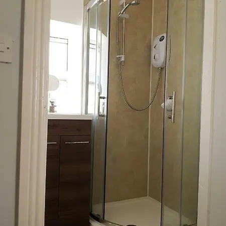 Apartment Townhouse In Centre Of Cobh