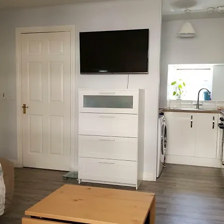 Apartment Townhouse In Centre Of Cobh