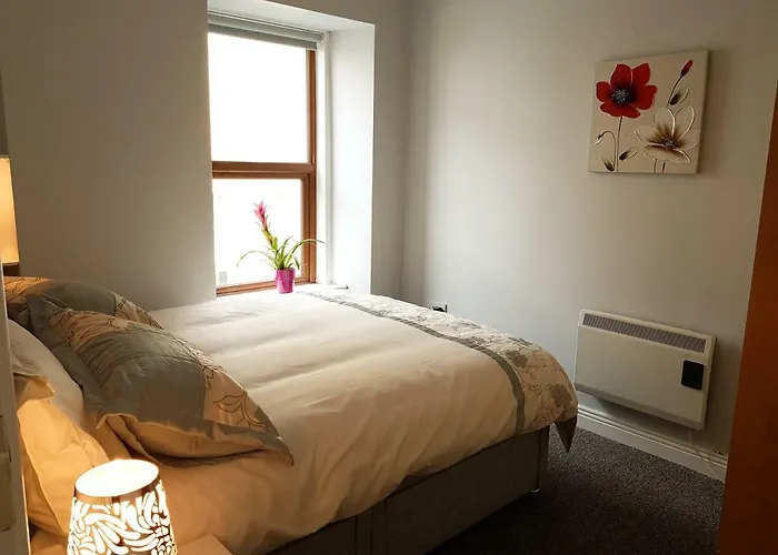 Townhouse In Centre Of Apartmán Cobh