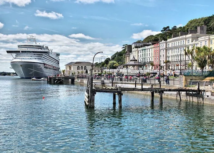 Townhouse In Centre Of Apartmán Cobh